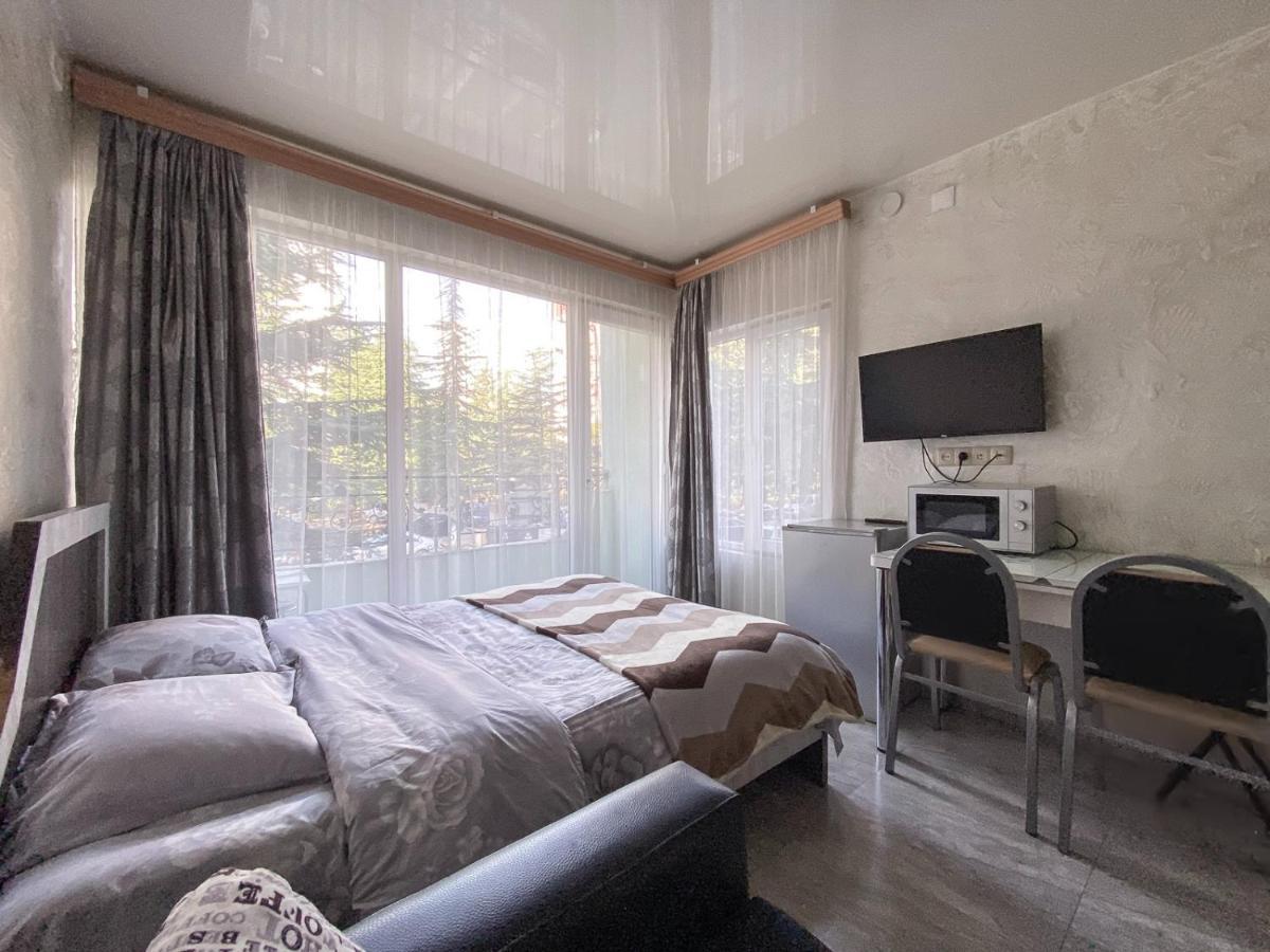 Apartment Studio Maksim باتومي المظهر الخارجي الصورة