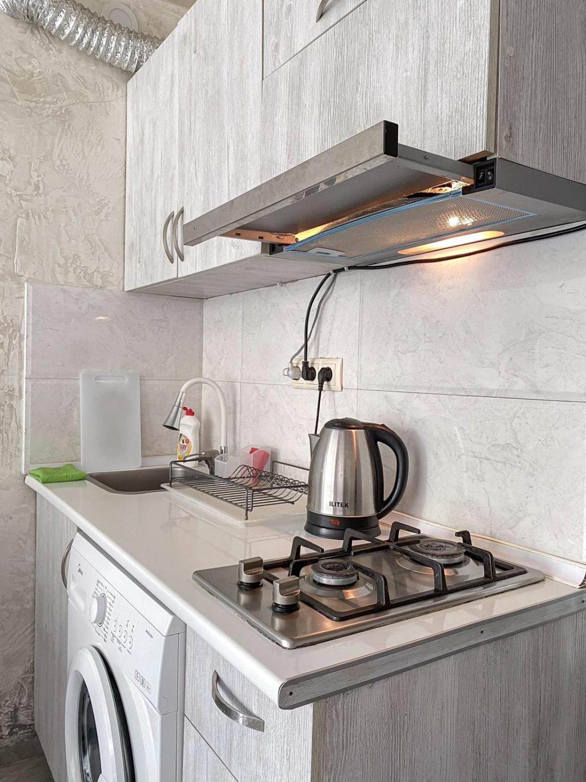 Apartment Studio Maksim باتومي المظهر الخارجي الصورة
